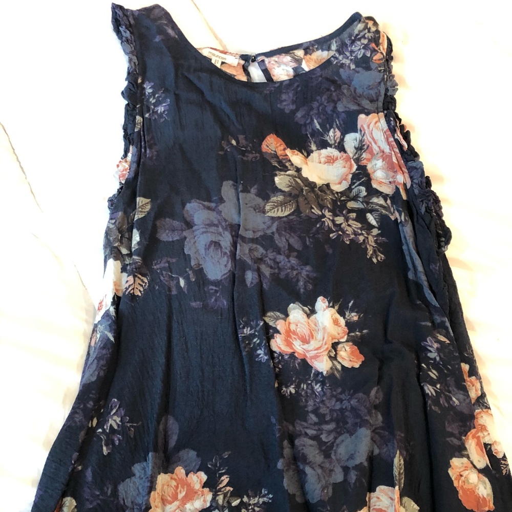 Navy floral tank